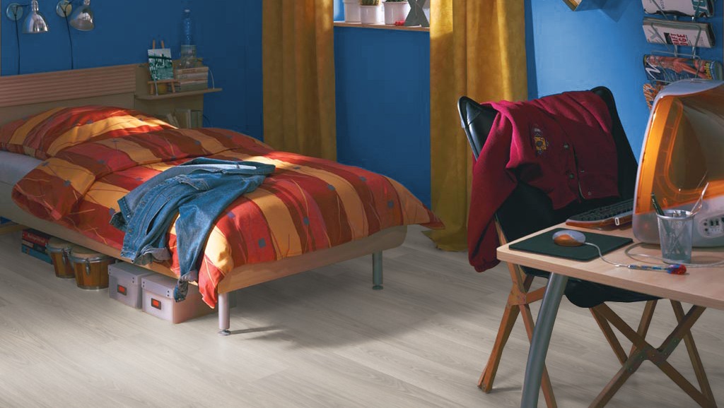 Ламинат Haro Tritty 100 дуб светло-серый 527077 фото в интерьере Ламинат Haro Tritty 100 дуб светло-серый 527077 фото в интерьере